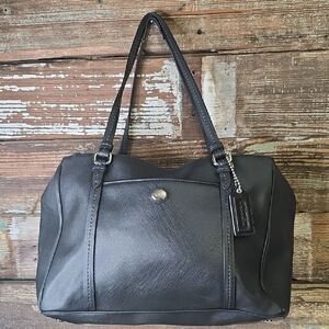 Coach Peyton Leather Jordqn Double Zip Carryall.